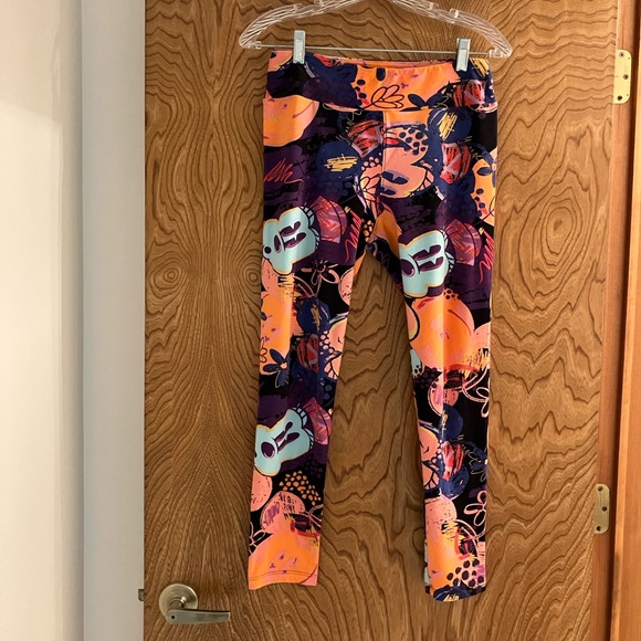 💕The Disney Collection by LuLaRoe O/S Leggings - Picture 2 of 10